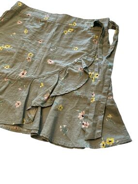 Cotton Floral Faux Wrap Mini Skirt with Ruffle Hem Sage Green